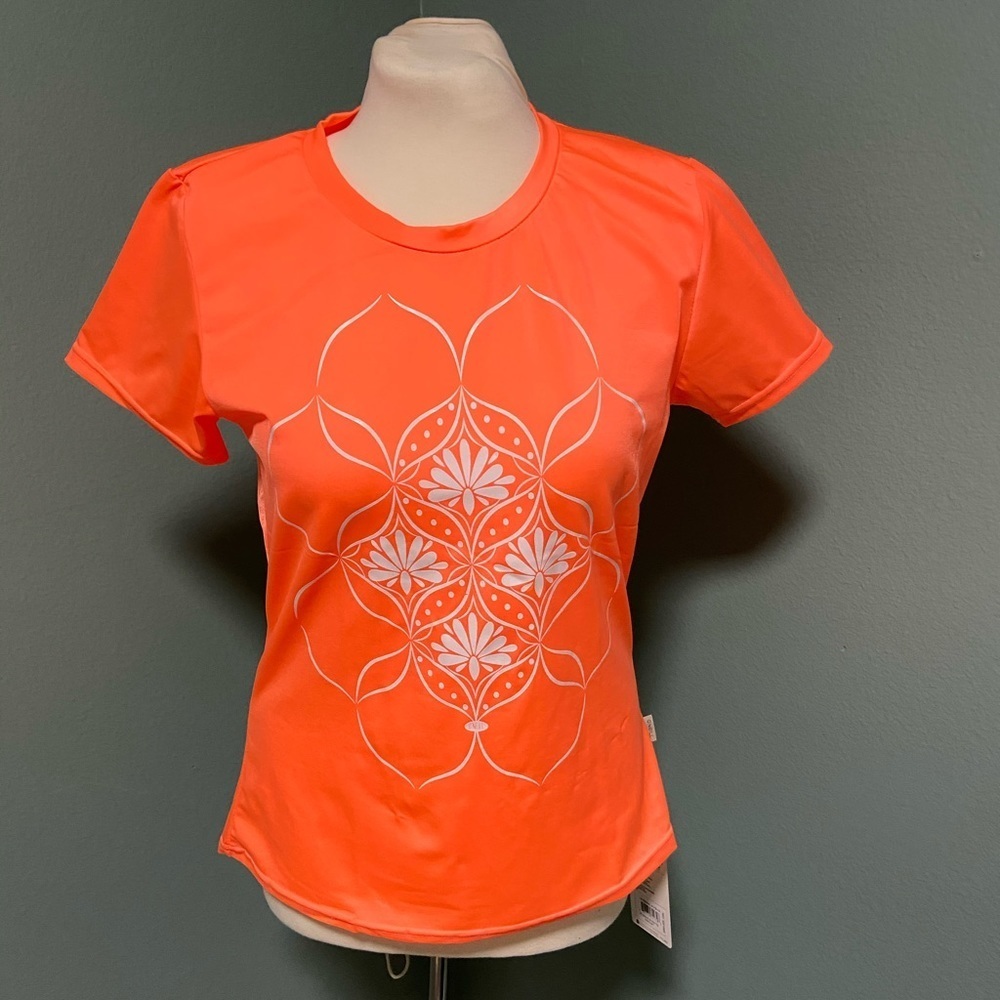 O’Neill graphic shirt